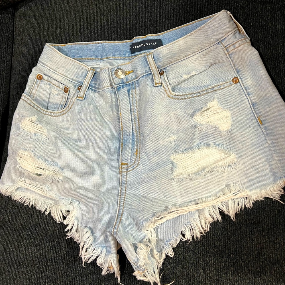 High Rise Shorty Aeropostale Short size 6
